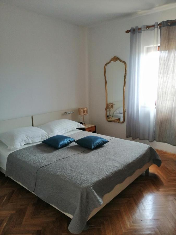 Olive Garden Accomodation Savar Exteriör bild