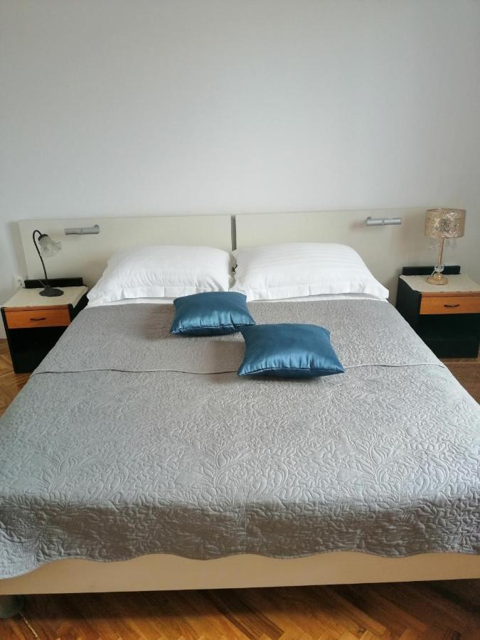 Olive Garden Accomodation Savar Exteriör bild